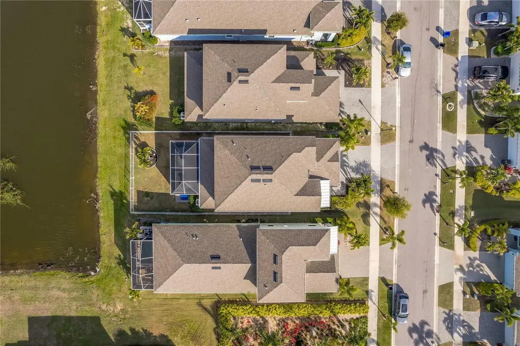 315 Blackrock Lane Apollo Beach FL 33572