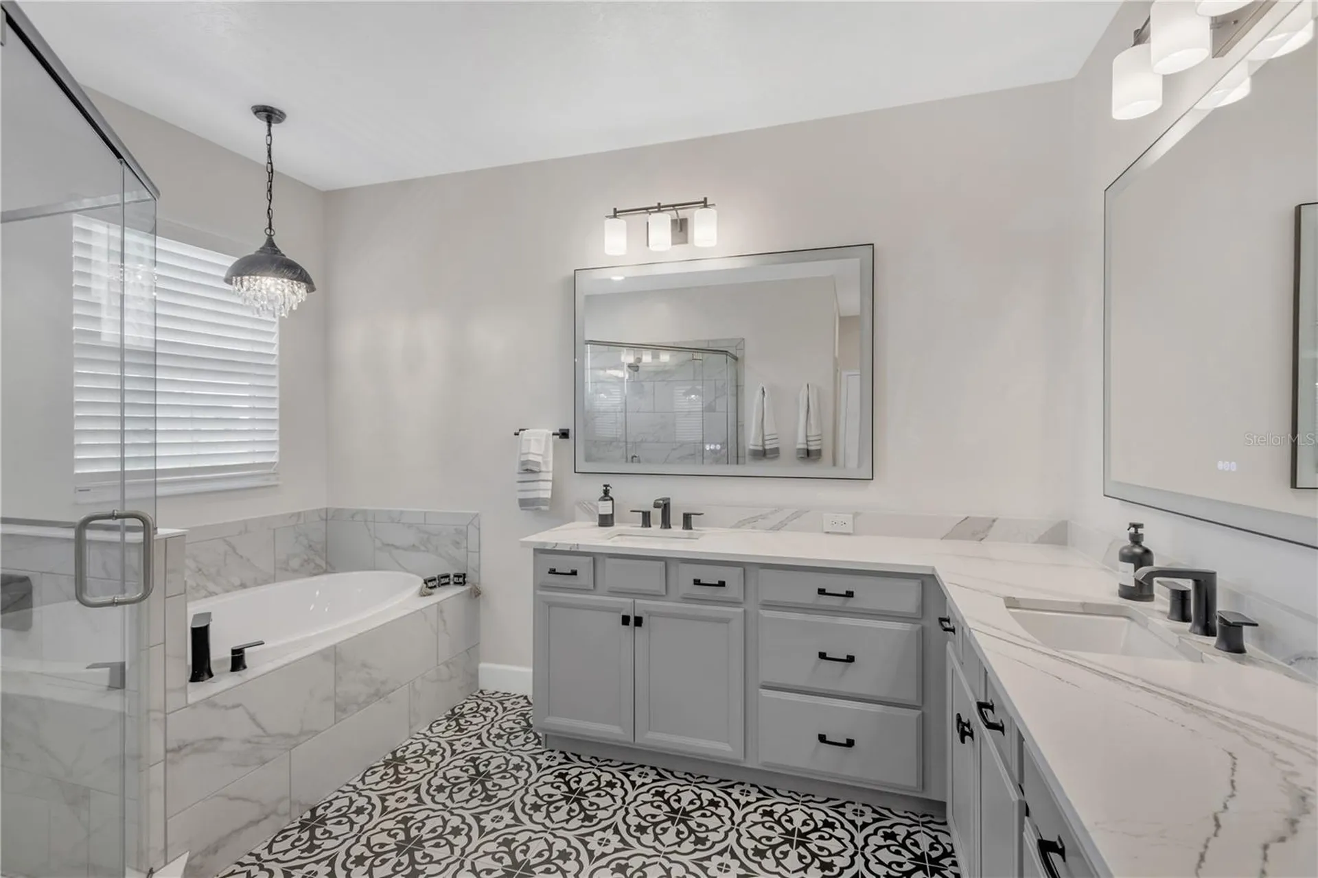 315 Blackrock Lane Apollo Beach FL 33572