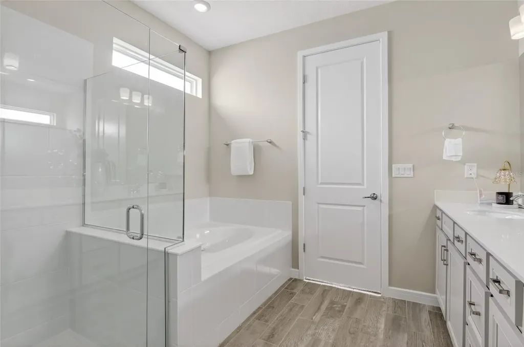15954 Winding Bluff Drive Montverde FL 34756