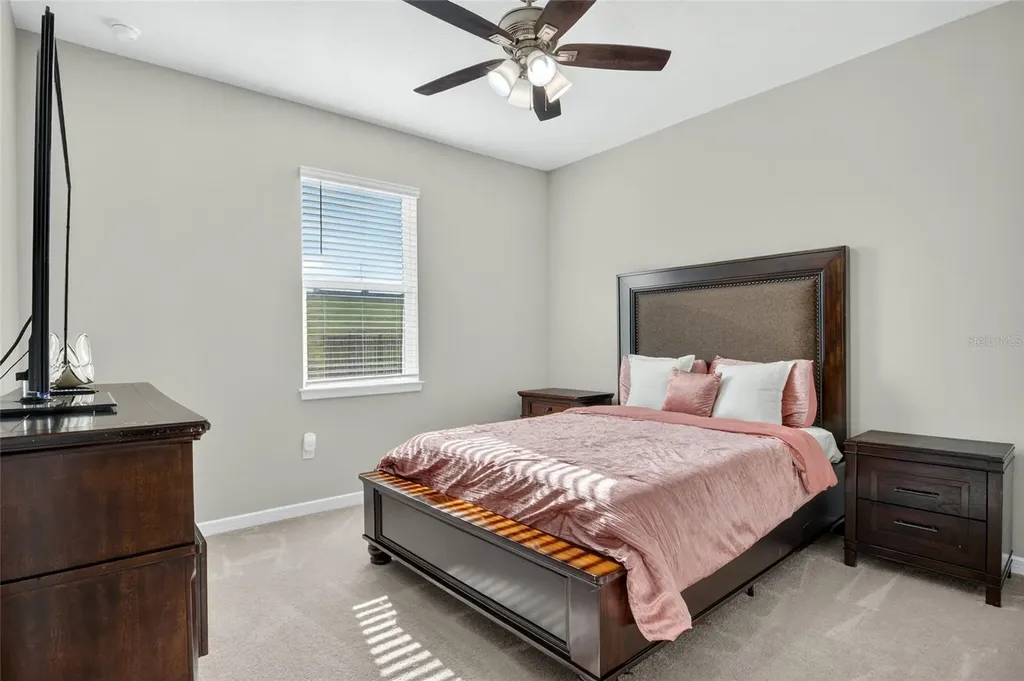 15954 Winding Bluff Drive Montverde FL 34756