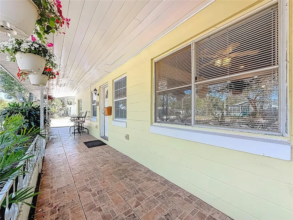 5202 9th Avenue S Gulfport FL 33707