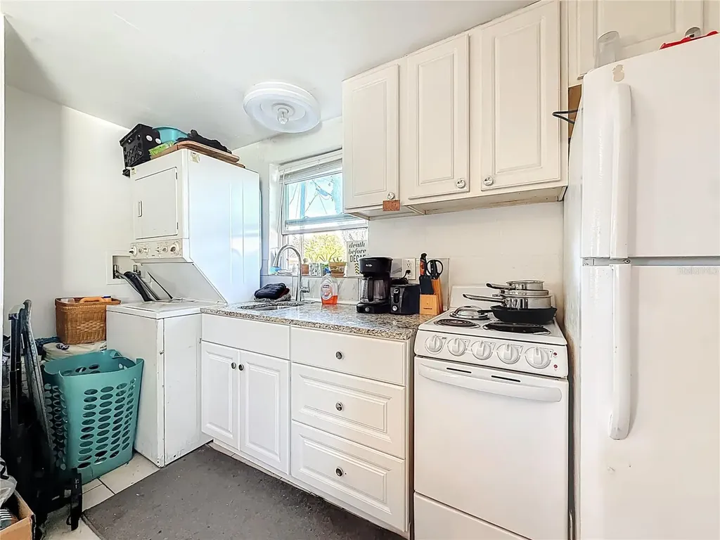 5202 9th Avenue S Gulfport FL 33707