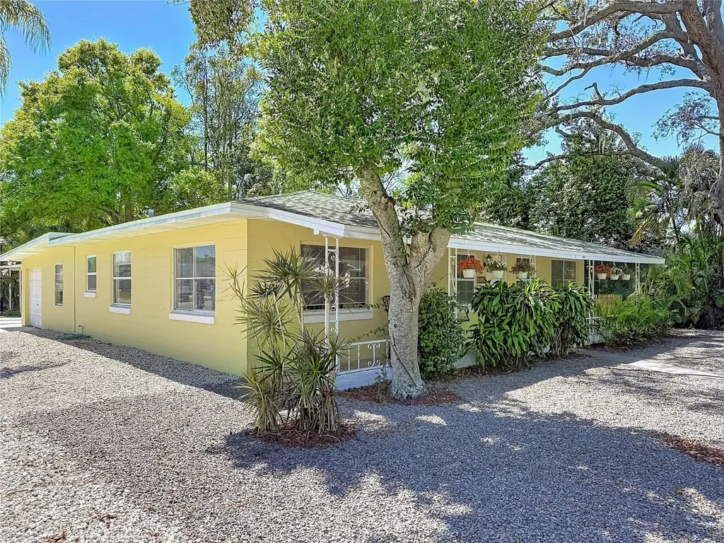 5202 9th Avenue S Gulfport FL 33707