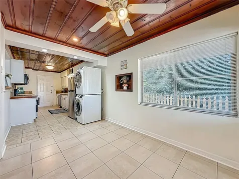 5202 9th Avenue S Gulfport FL 33707