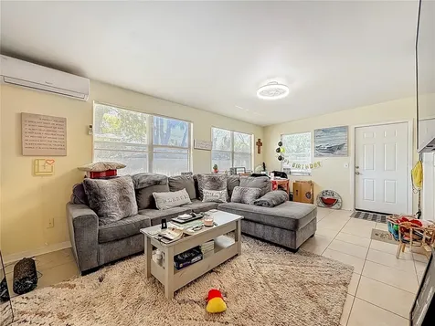 5202 9th Avenue S Gulfport FL 33707