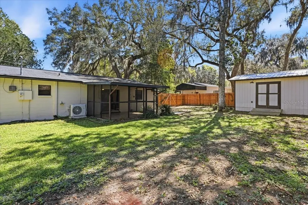 220 SE 71st Street Gainesville FL 32641