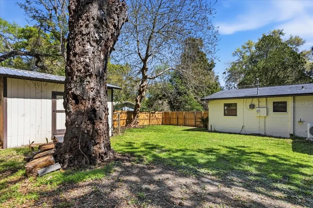 220 SE 71st Street Gainesville FL 32641