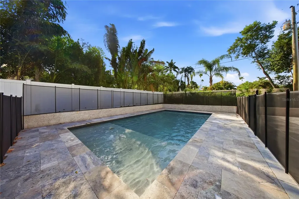 1109 Charles Street Clearwater FL 33755