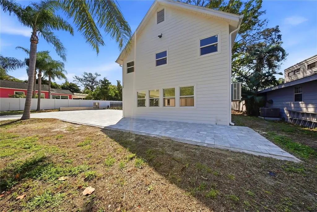1109 Charles Street Clearwater FL 33755