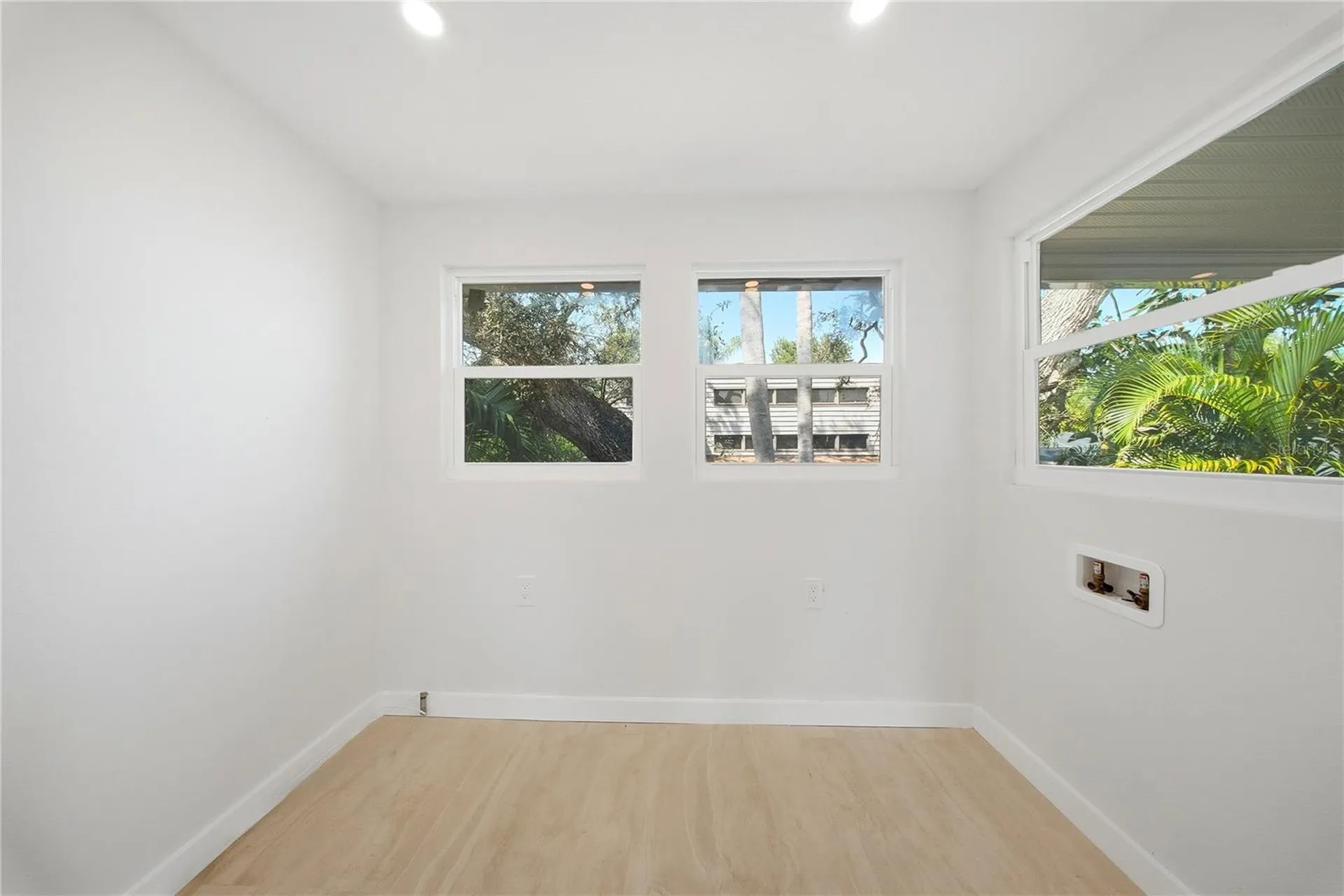 1109 Charles Street Clearwater FL 33755