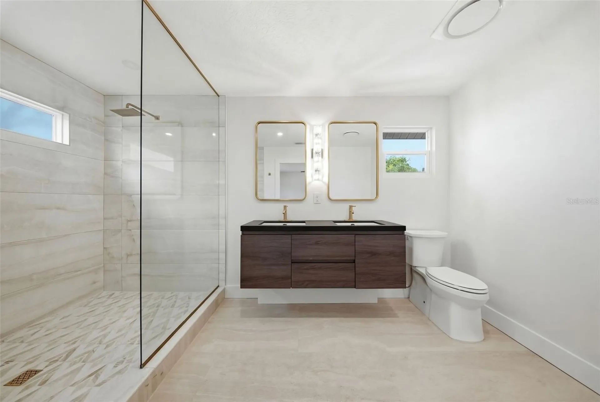 1109 Charles Street Clearwater FL 33755