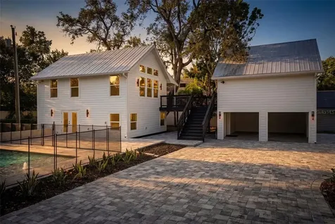 1109 Charles Street Clearwater FL 33755