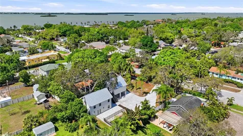 1109 Charles Street Clearwater FL 33755
