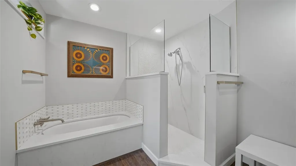 4668 Hamlets Grove Drive Sarasota FL 34235