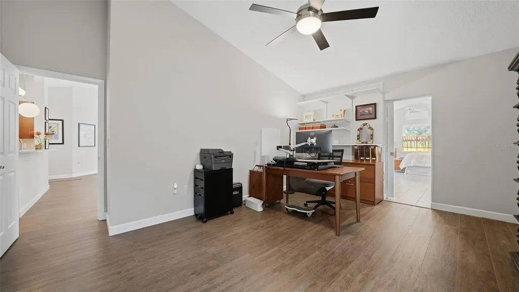 4668 Hamlets Grove Drive Sarasota FL 34235
