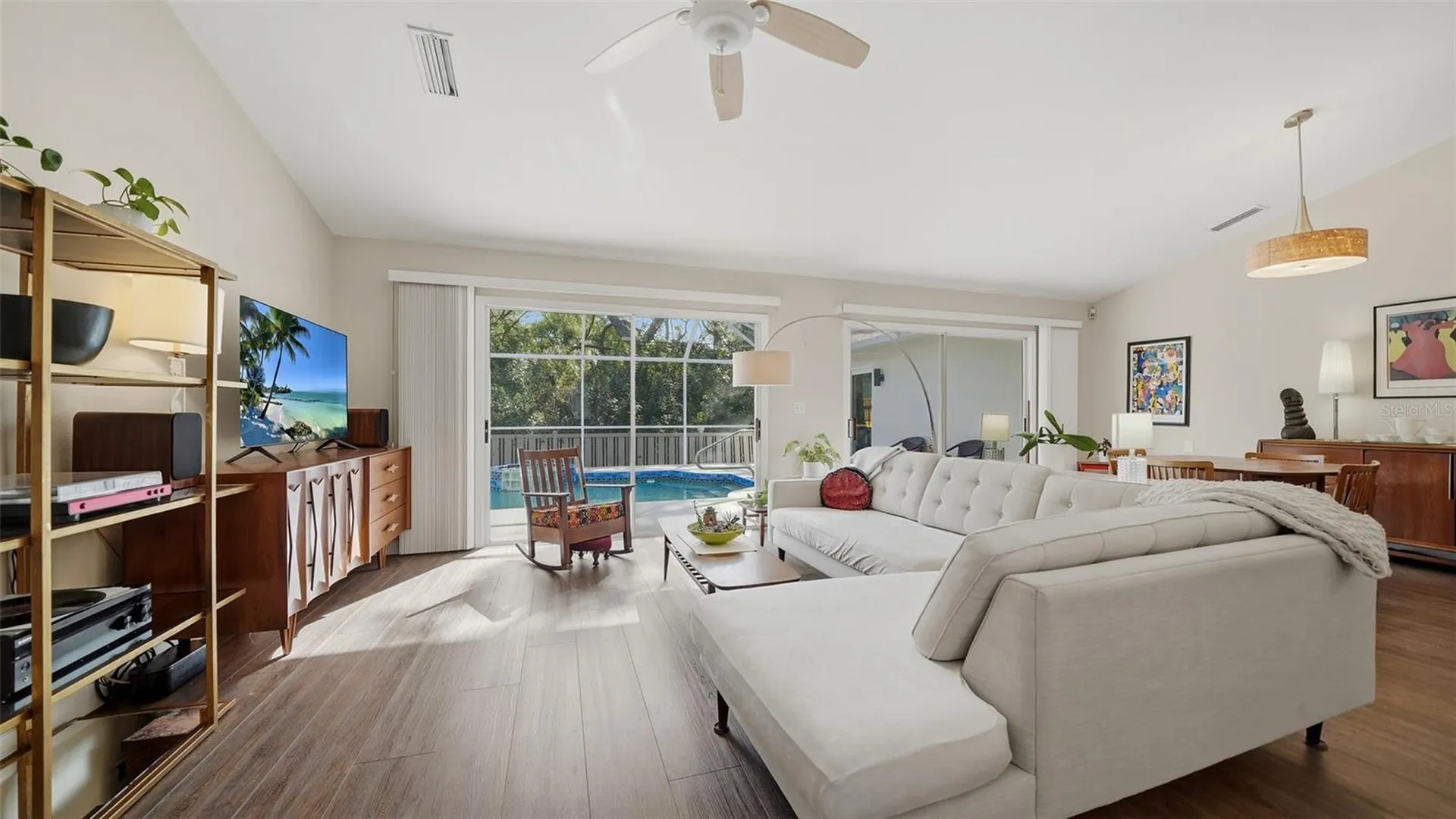 4668 Hamlets Grove Drive Sarasota FL 34235