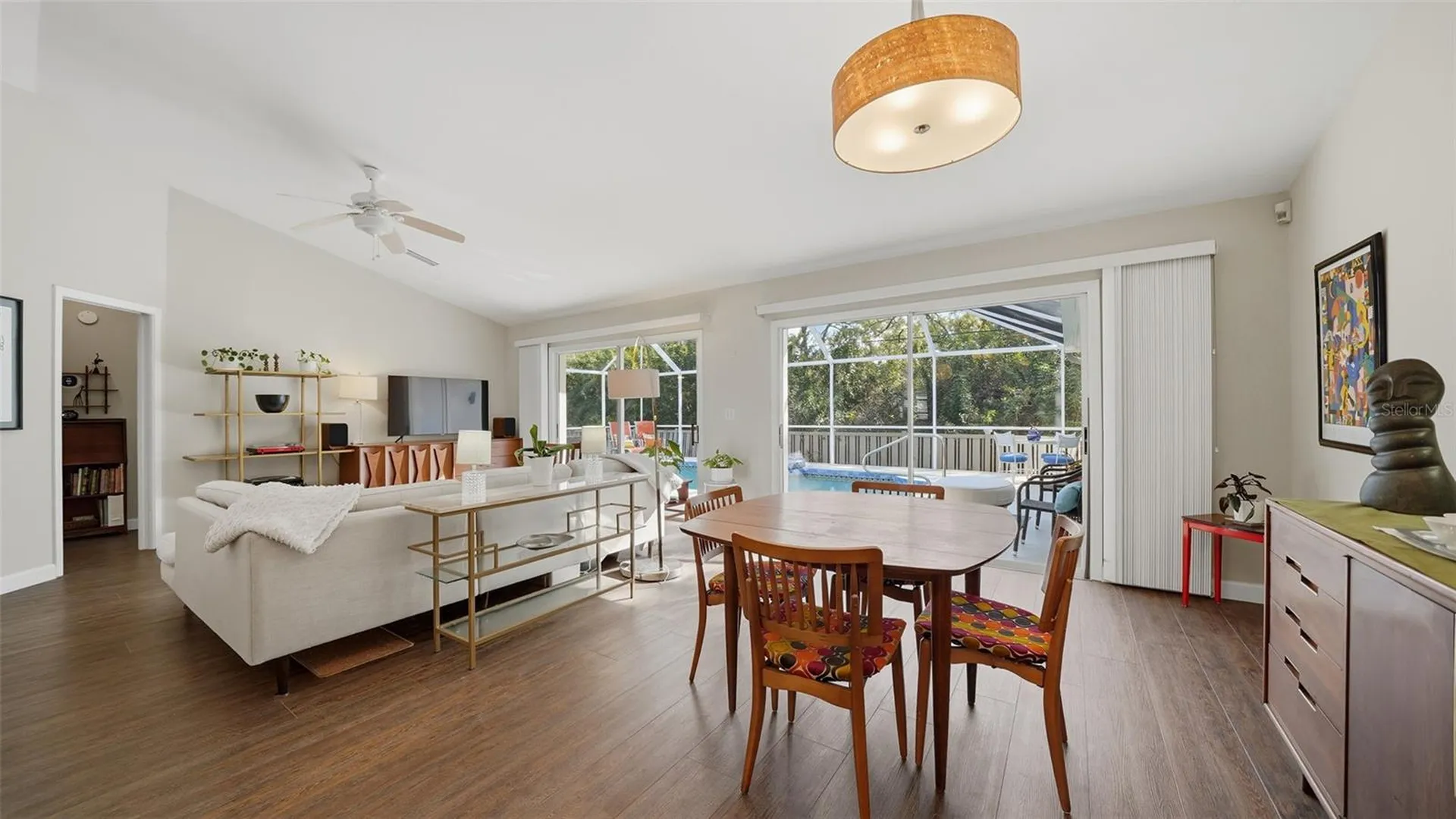 4668 Hamlets Grove Drive Sarasota FL 34235