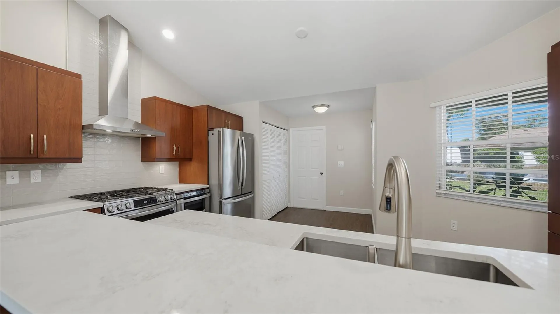 4668 Hamlets Grove Drive Sarasota FL 34235