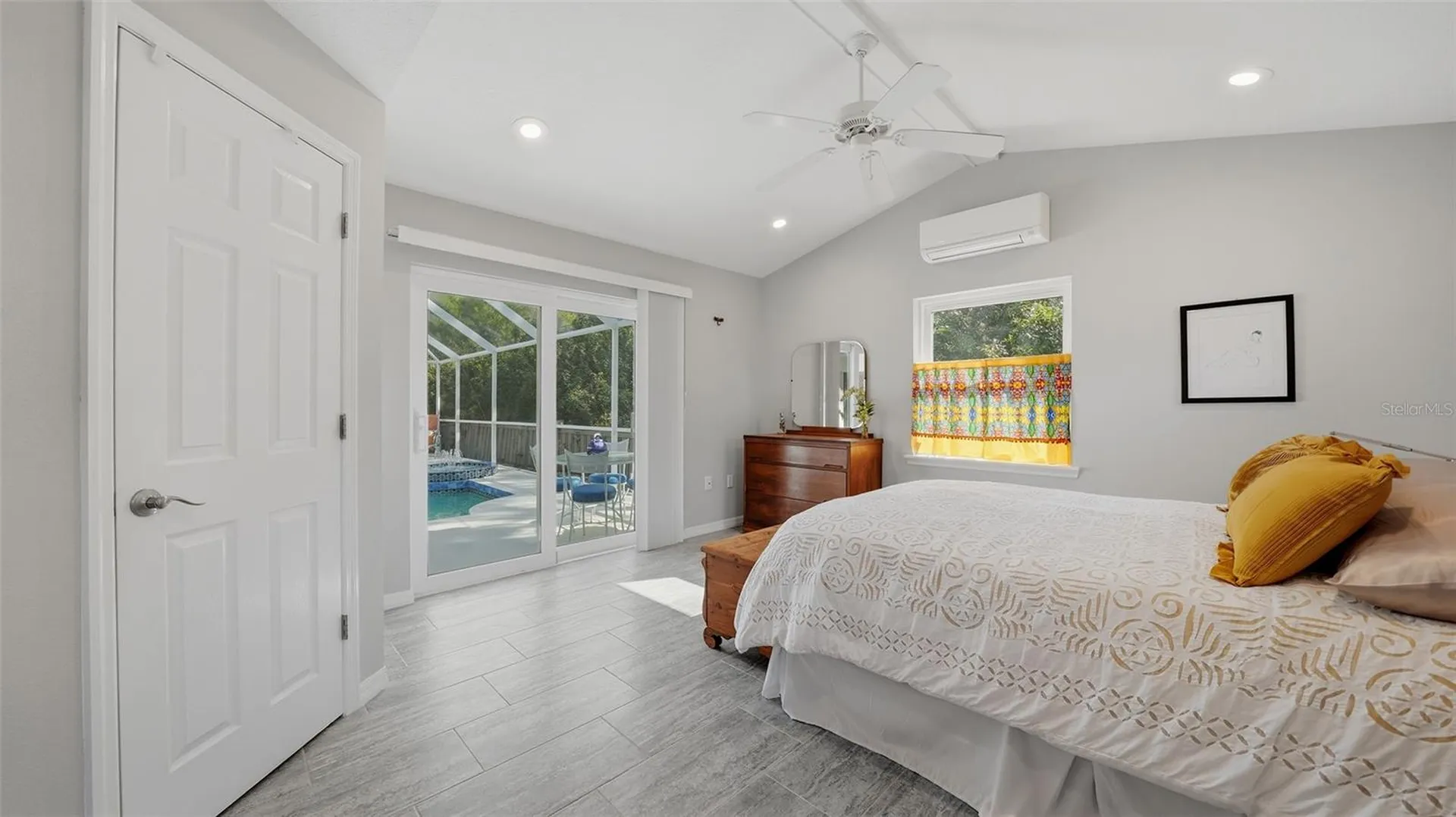 4668 Hamlets Grove Drive Sarasota FL 34235