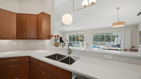 4668 Hamlets Grove Drive Sarasota FL 34235