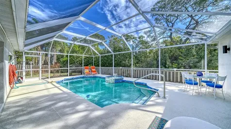 4668 Hamlets Grove Drive Sarasota FL 34235