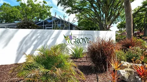 4668 Hamlets Grove Drive Sarasota FL 34235