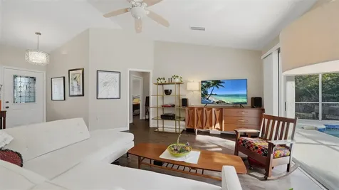 4668 Hamlets Grove Drive Sarasota FL 34235