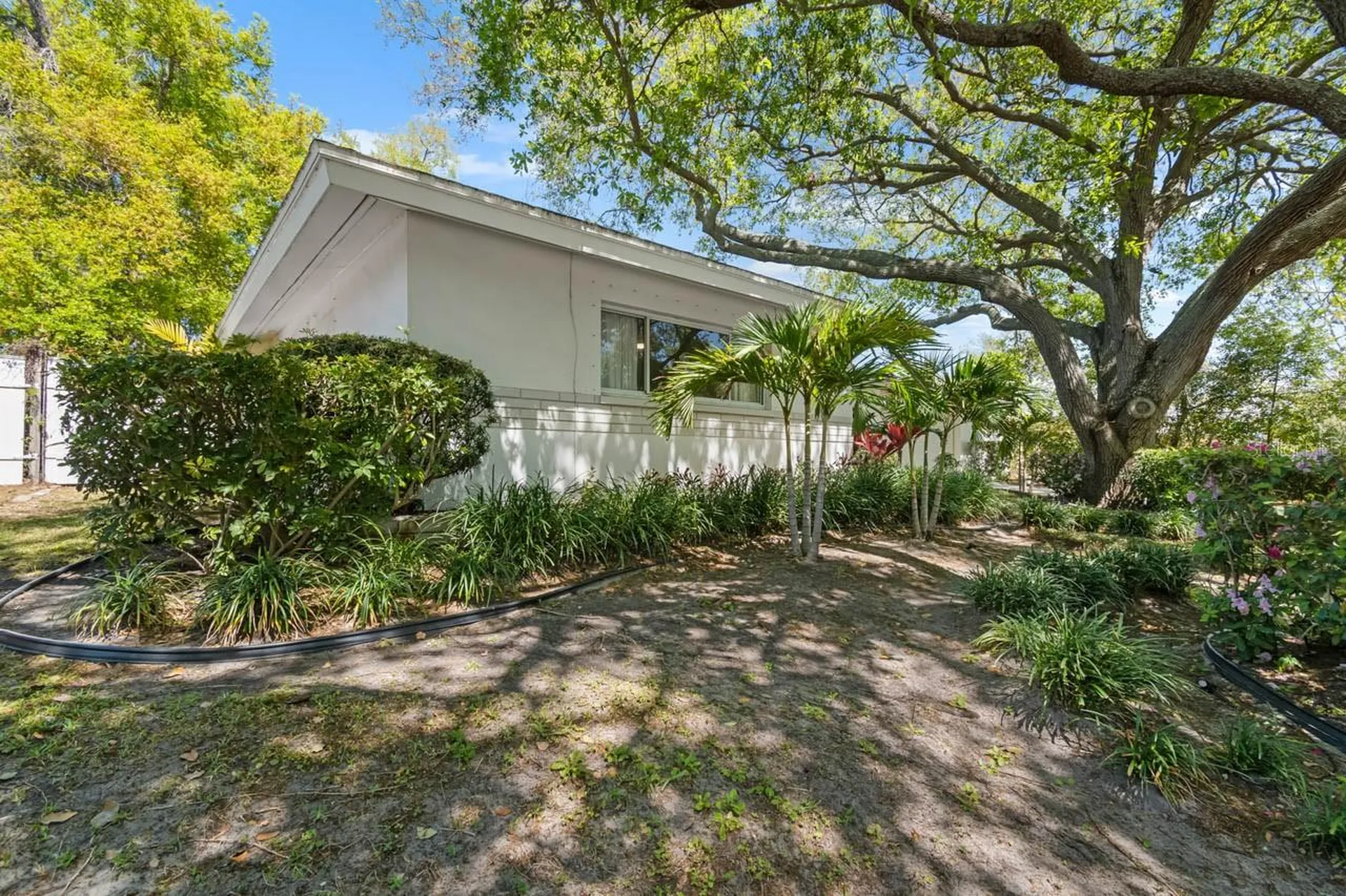 3723 Orchard Grove Lane Largo FL 33770