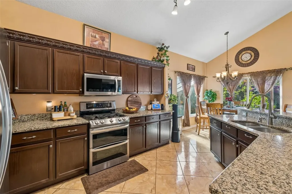 9407 Chart House Court Riverview FL 33578