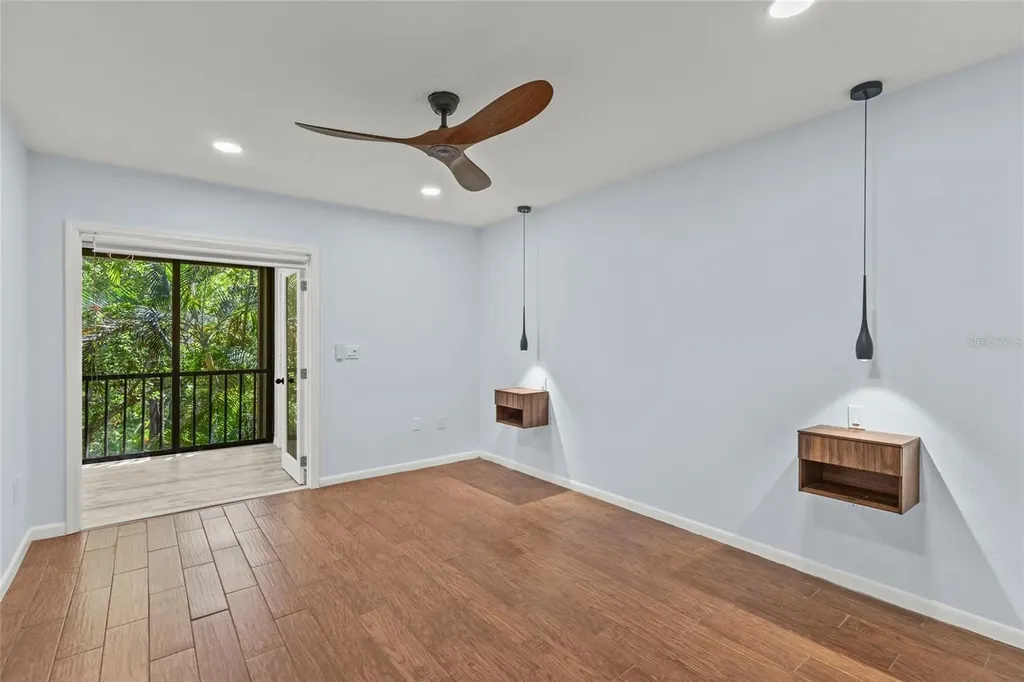 1636 Brookhouse Drive Sarasota FL 34231