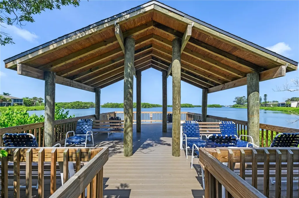 1636 Brookhouse Drive Sarasota FL 34231