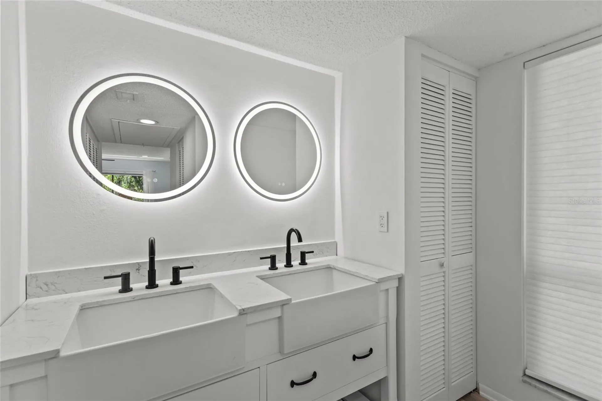 1636 Brookhouse Drive Sarasota FL 34231