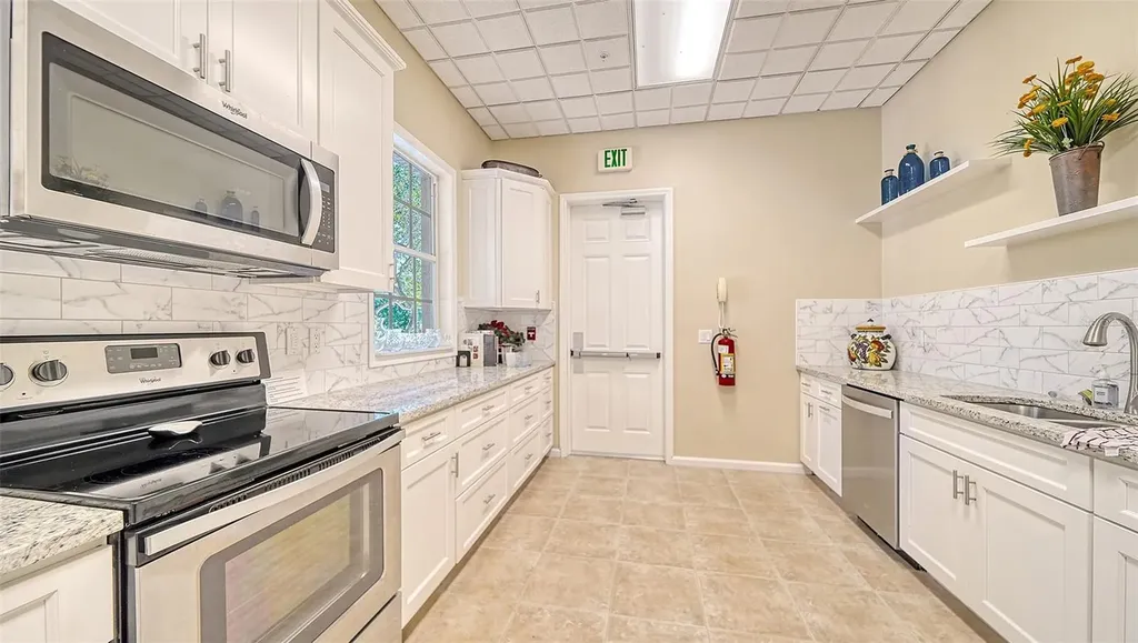 5255 Bouchard Circle Sarasota FL 34238