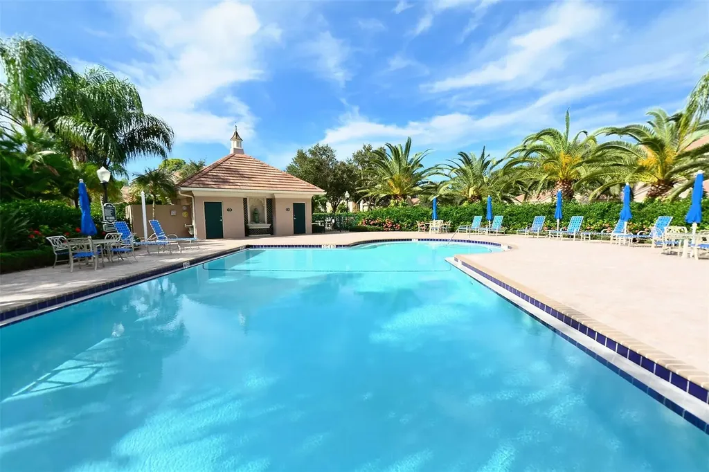 5255 Bouchard Circle Sarasota FL 34238