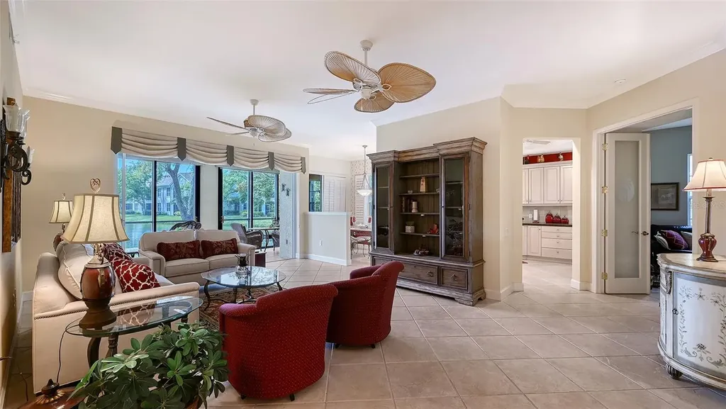 5255 Bouchard Circle Sarasota FL 34238