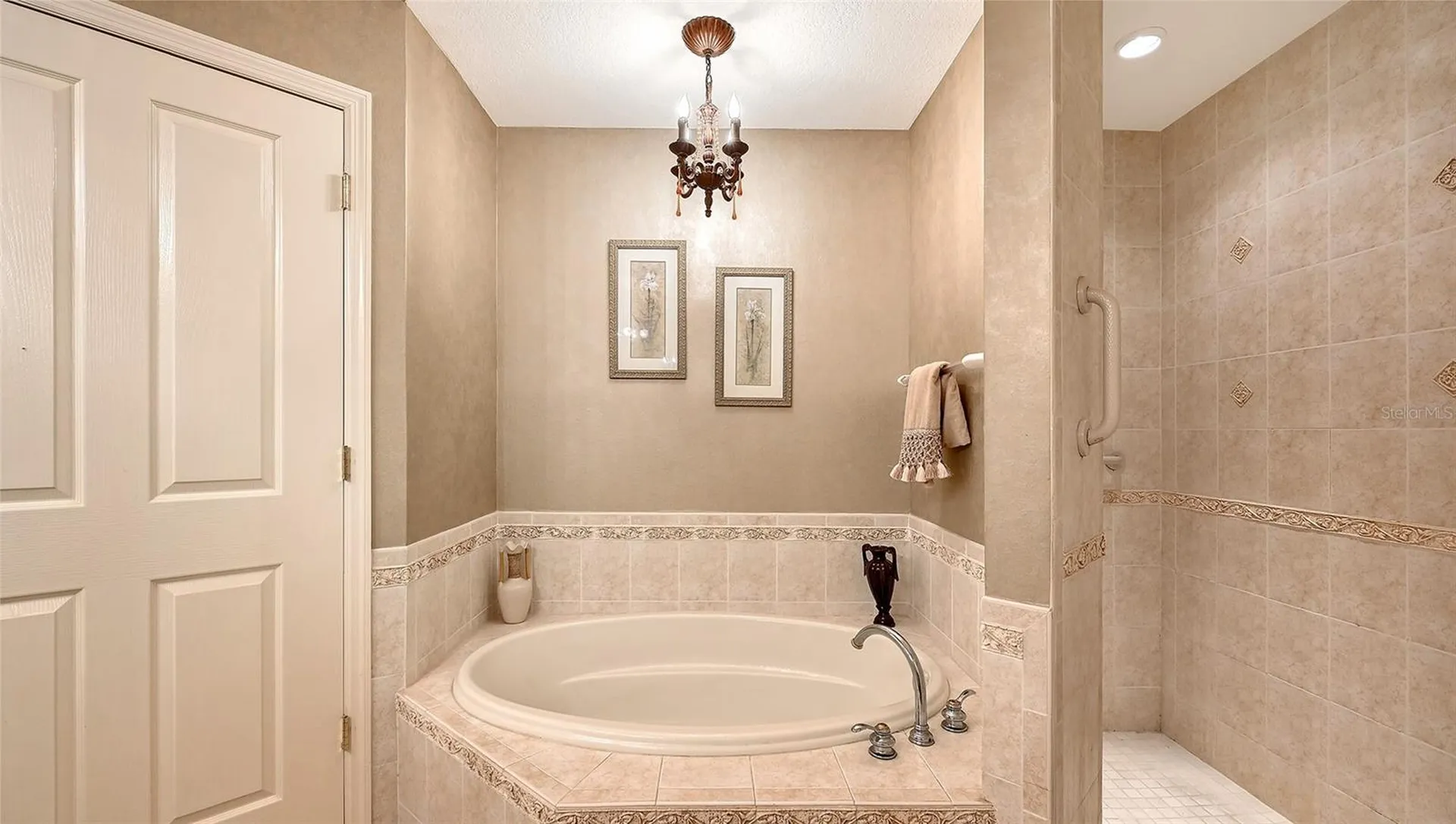 5255 Bouchard Circle Sarasota FL 34238