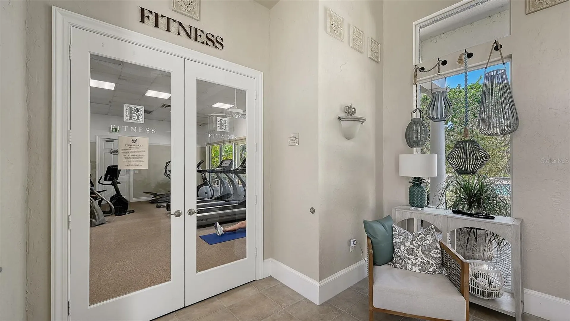 5255 Bouchard Circle Sarasota FL 34238