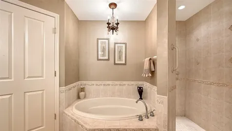 5255 Bouchard Circle Sarasota FL 34238