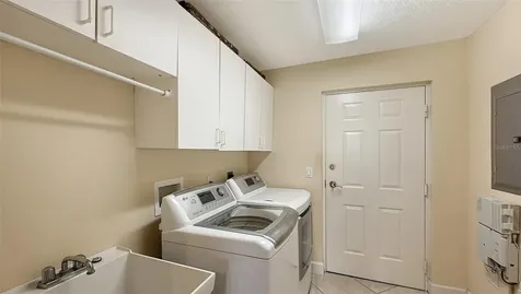 5255 Bouchard Circle Sarasota FL 34238