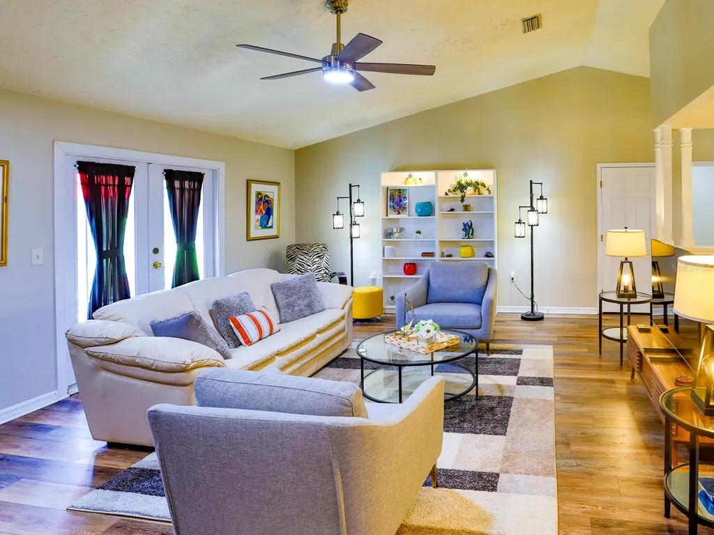 834 E County Road 540a Lakeland FL 33813