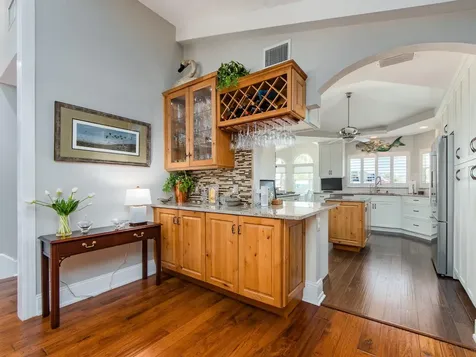 707 Snug Island Clearwater Beach FL 33767