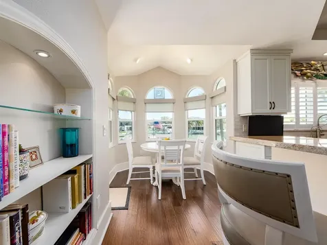 707 Snug Island Clearwater Beach FL 33767