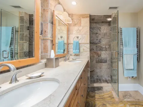 707 Snug Island Clearwater Beach FL 33767