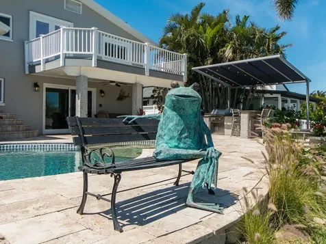 707 Snug Island Clearwater Beach FL 33767