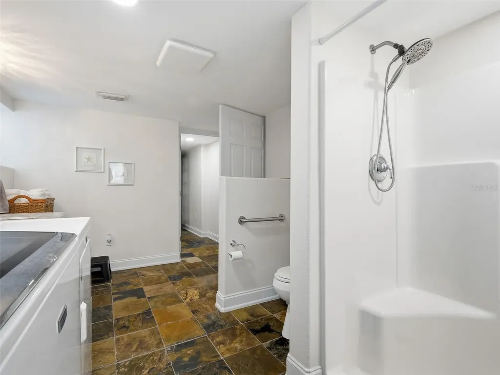 428 N Riverside Drive Edgewater FL 32132