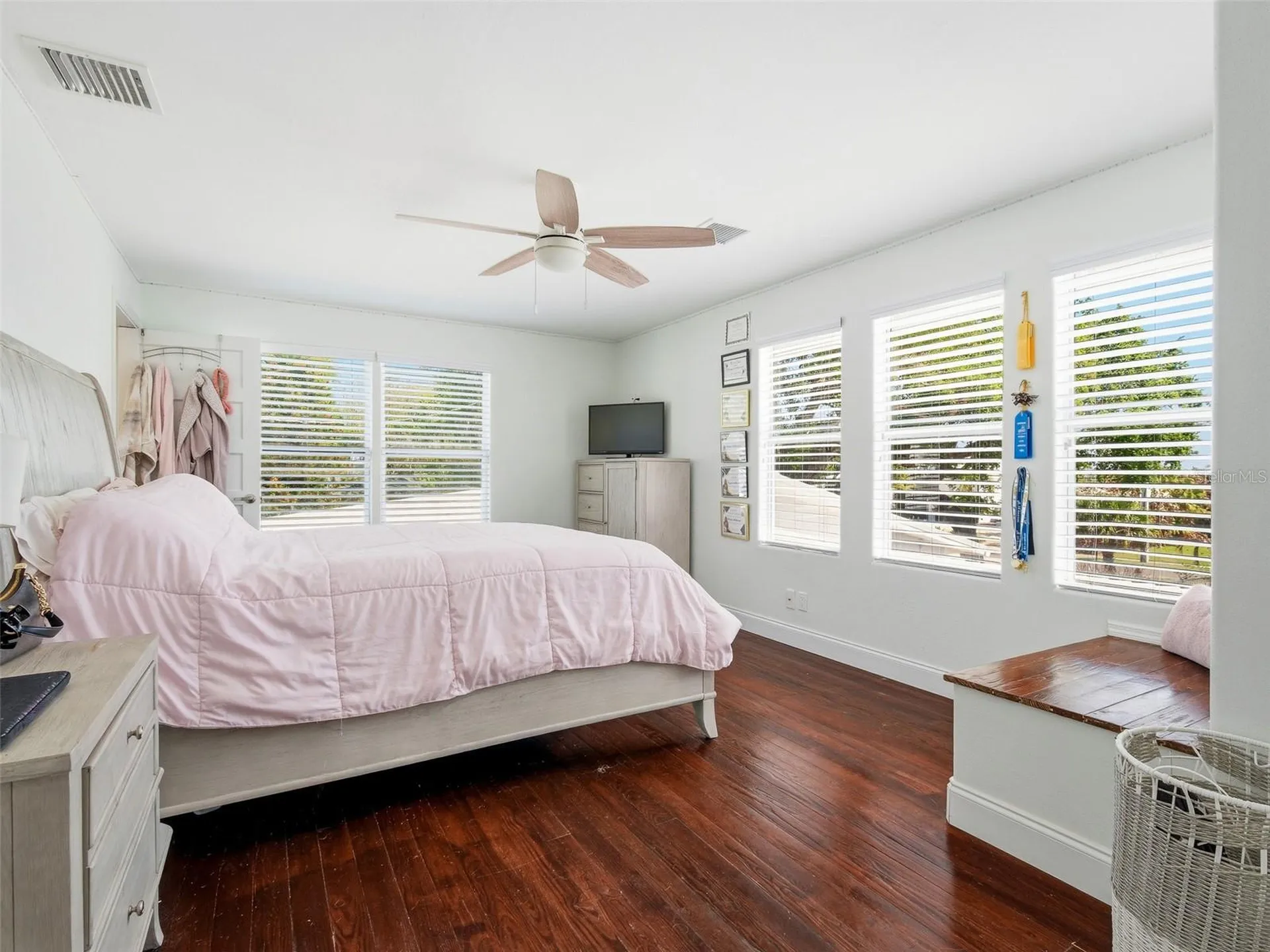 428 N Riverside Drive Edgewater FL 32132