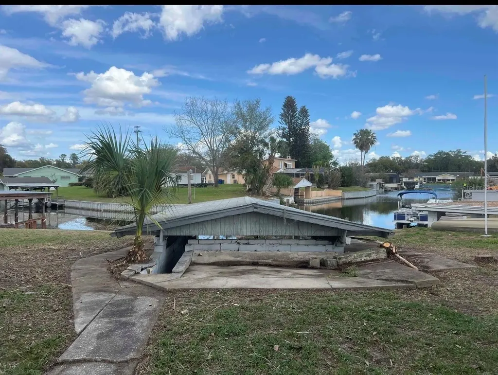 1508 Orange Avenue Tavares FL 32778
