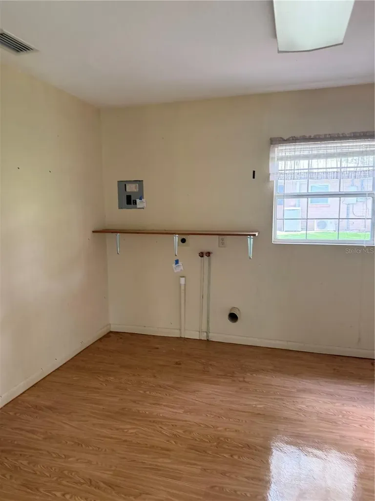 1508 Orange Avenue Tavares FL 32778