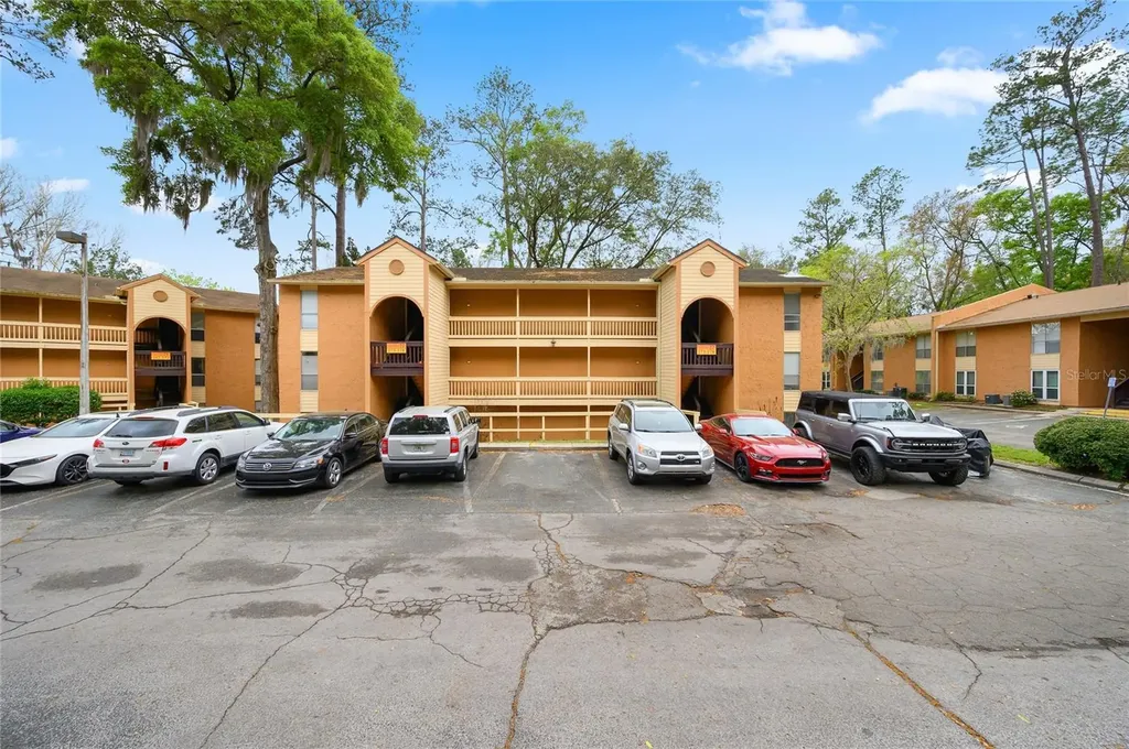 1810 NW 23rd Boulevard Gainesville FL 32605
