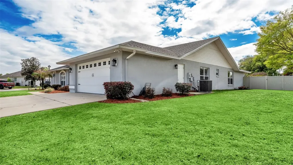 538 Powder Horn Row Lakeland FL 33809